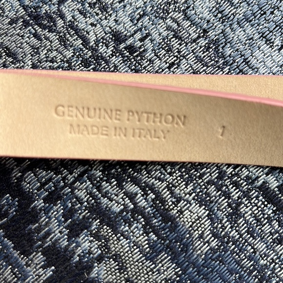 Genuine python snake skin belt by Elie Tahari. - Picture 3 of 3